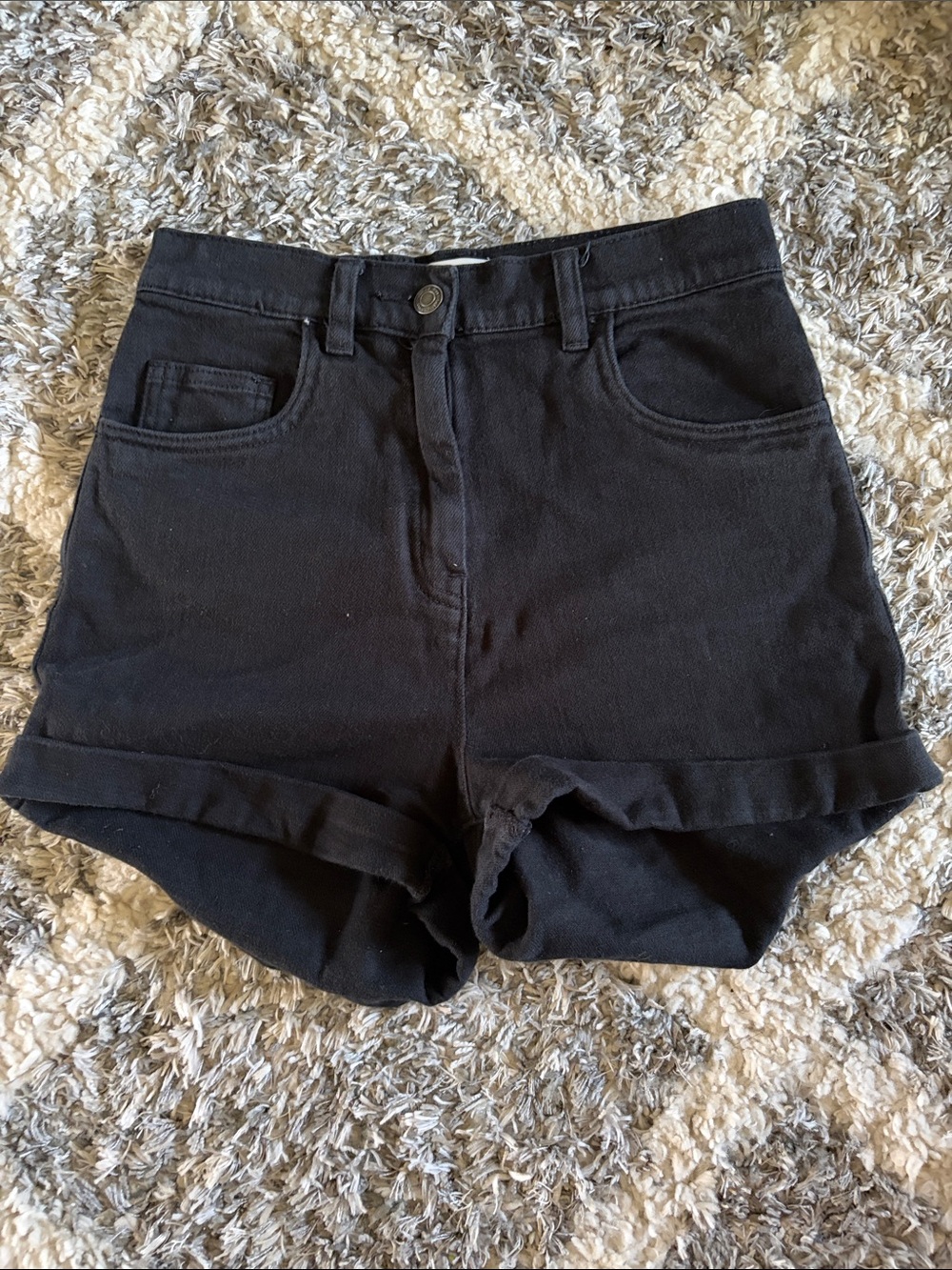 Aritzia Wilfred Free Black Denim Shorts